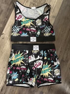 Las Vegas Womens 2 Piece Set Size L Comic Pop Art Crop Top Shorts Party